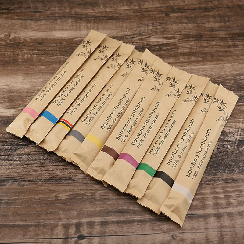 Bamboo Toothbrush - 5本または15本セットのカラフルな歯ブラシ。天然竹製で、柔らかい毛を使用。炭を配合し、環境に配慮した歯ブラシ。歯のケアや口腔衛生に最適。