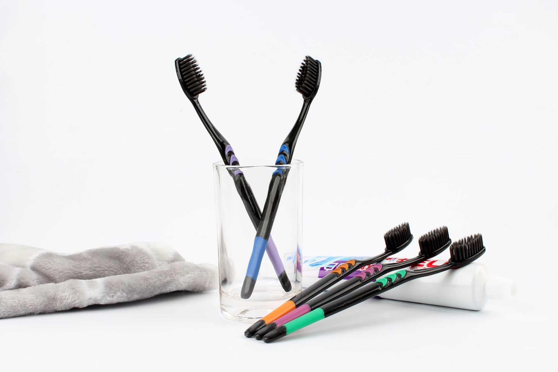 1 個入り竹炭ソフト毛歯ブラシ – ファミリーパック (ゲス - Bamboo Toothbrush のレビューと価格