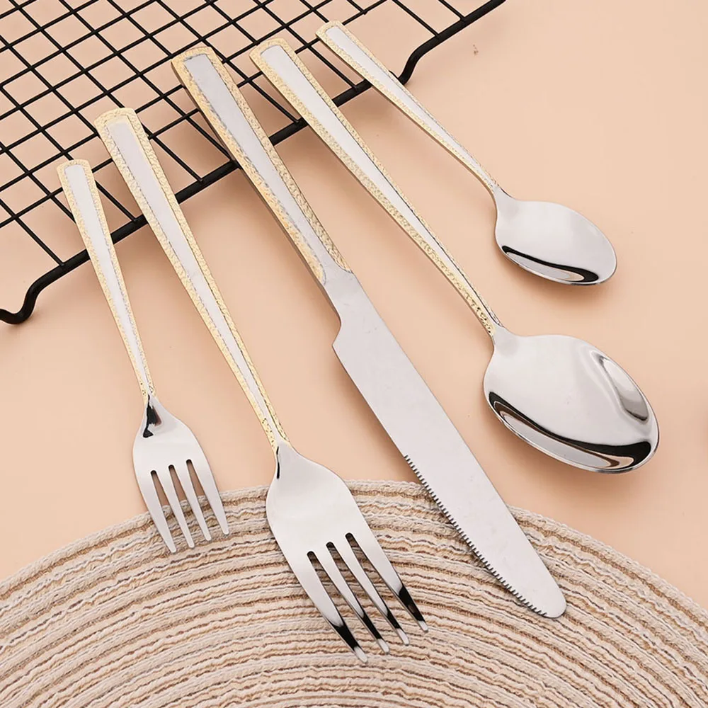ステンレス製カトラリーセット4点セット。ナイフ、フォーク、ス - Bamboo Cutlery のレビューと価格